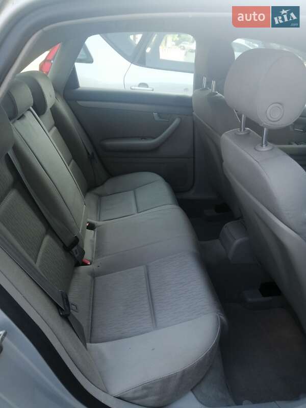 Седан Audi A4 2004 в Одесі
