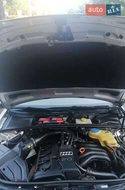 Седан Audi A4 2004 в Одесі