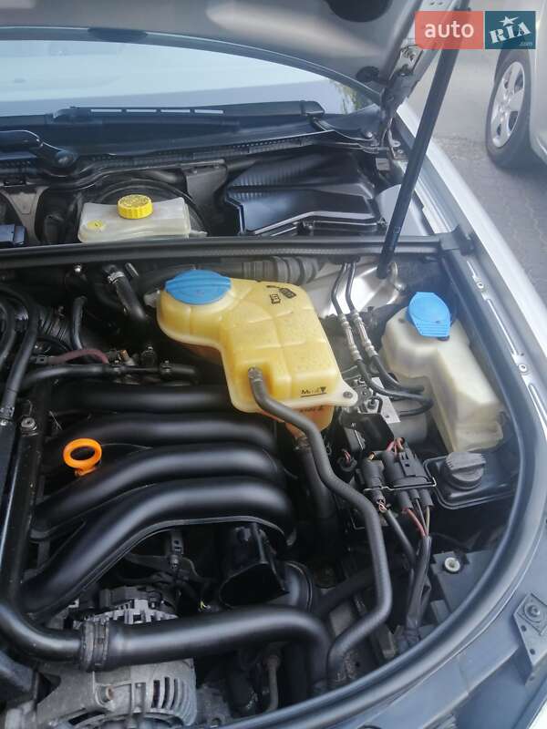 Седан Audi A4 2004 в Одесі