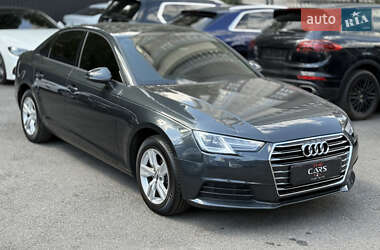 Audi A4  2017