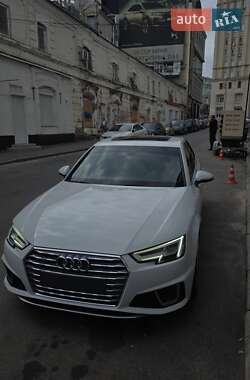 Audi A4 2019