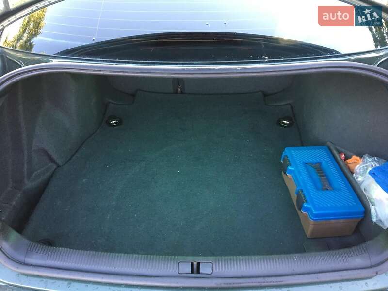 Седан Audi A4 2000 в Олександрії