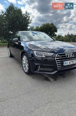 Audi A4  2019