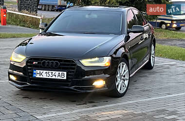 Audi A4  2014