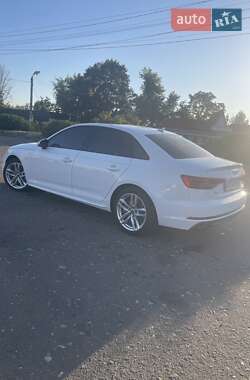 Audi A4  2016