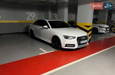 Audi A4  2016