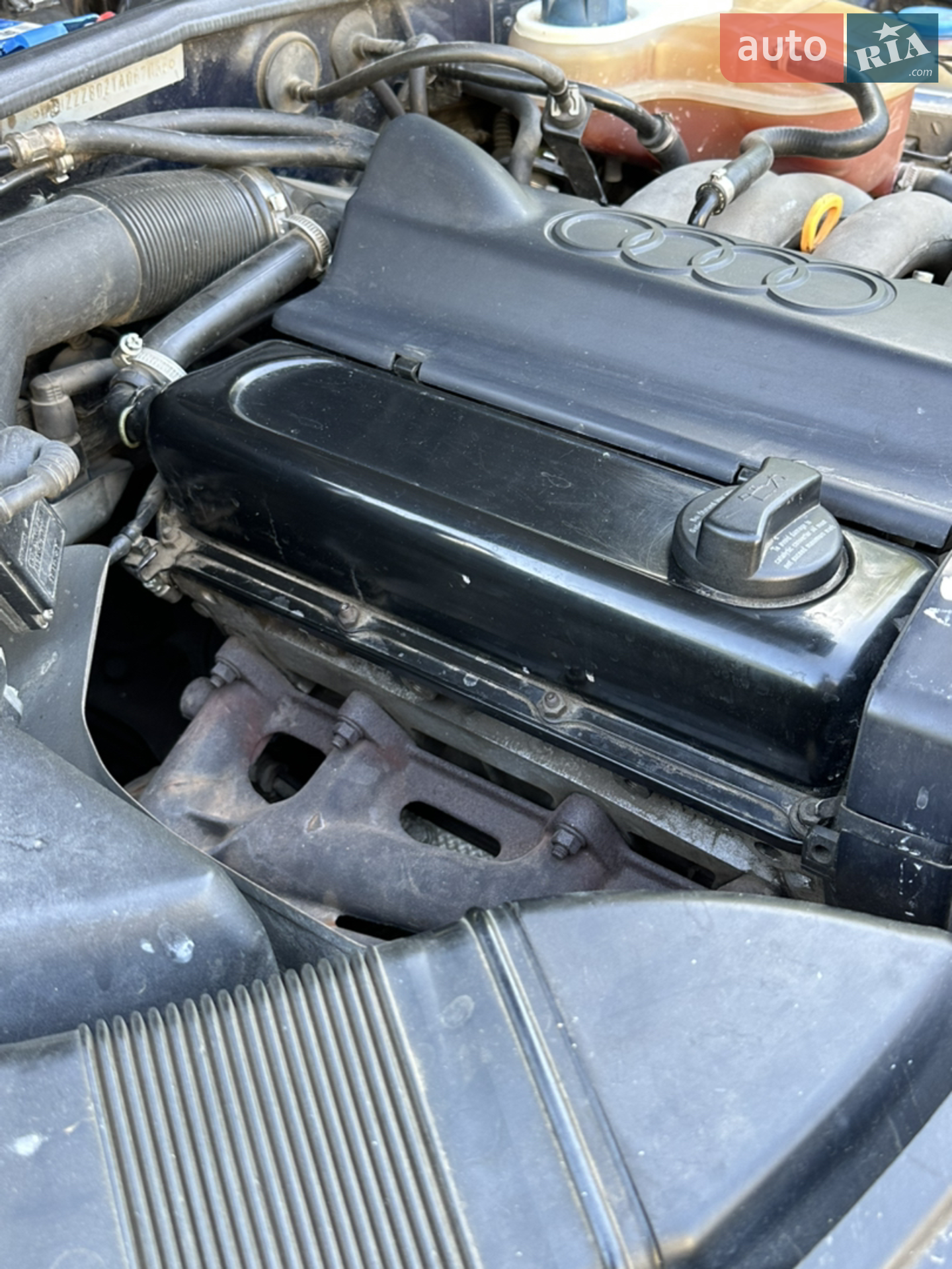Audi A4 1995 VIN WAUZZZ8DZTA067055 фото оголошення 14 з 36