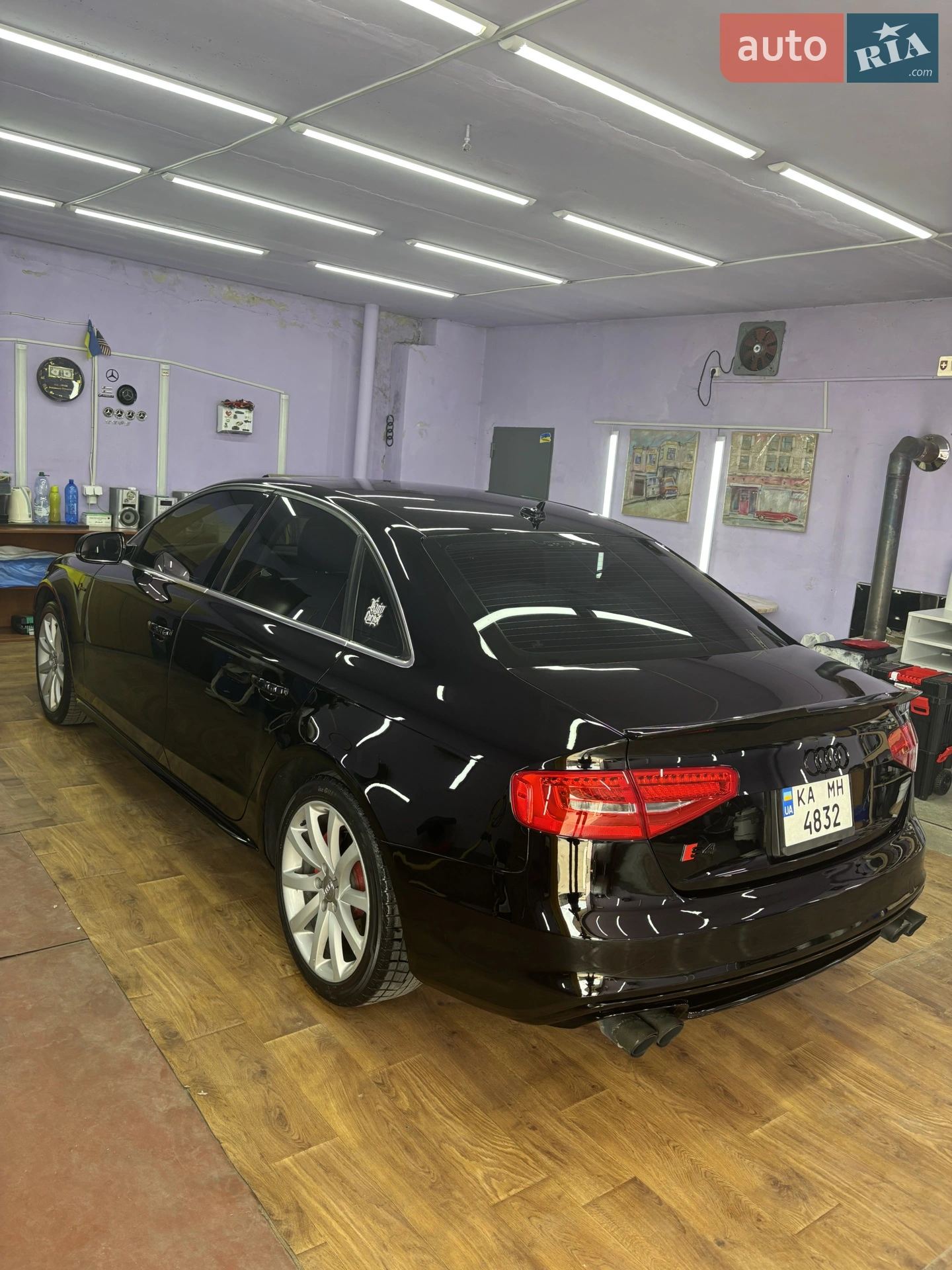 Audi A4 2014 VIN WAUBFAFL4EN030608 фото оголошення 4 з 8