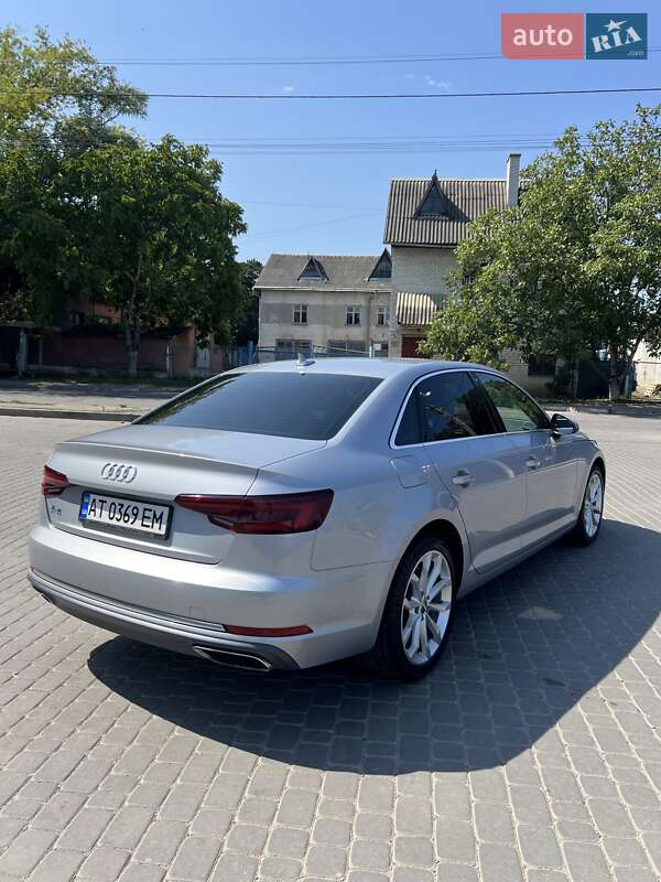 Седан Audi A4 2018 в Ивано-Франковске