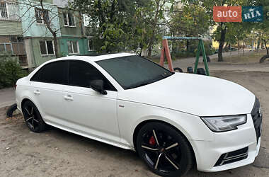 Audi A4  2016