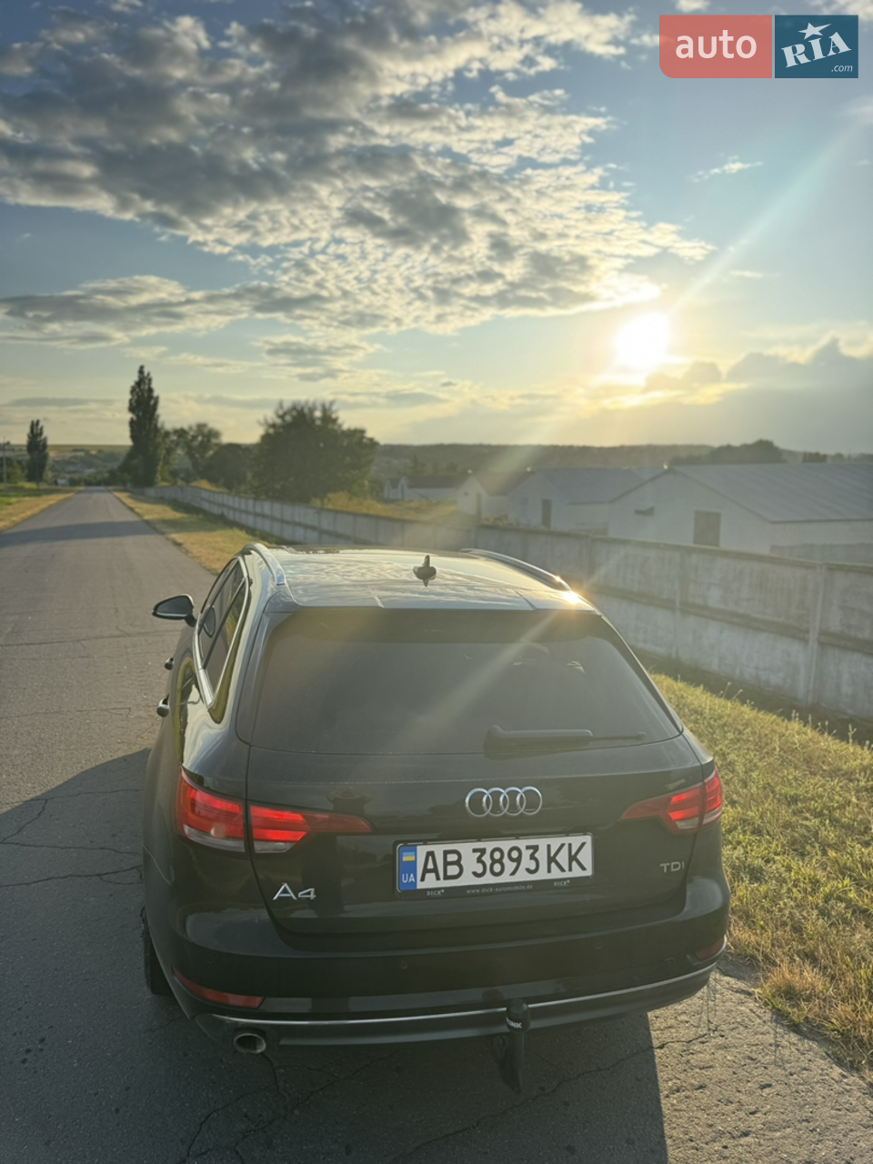 2016 Audi A4 - мініатюра 5