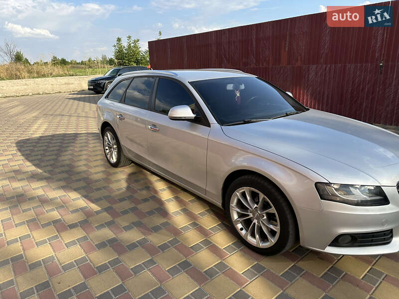Універсал Audi A4 2009 в Гайсину