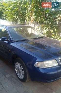 Audi A4  1998
