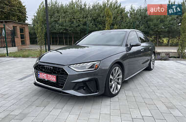 Audi A4  2019