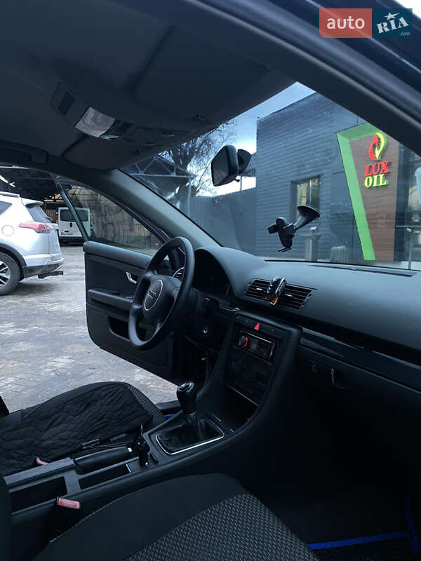 Седан Audi A4 2003 в Києві