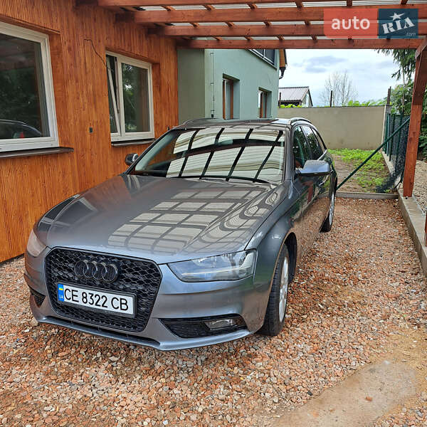 Універсал Audi A4 2012 в Ужгороді