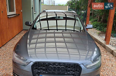 Універсал Audi A4 2012 в Ужгороді