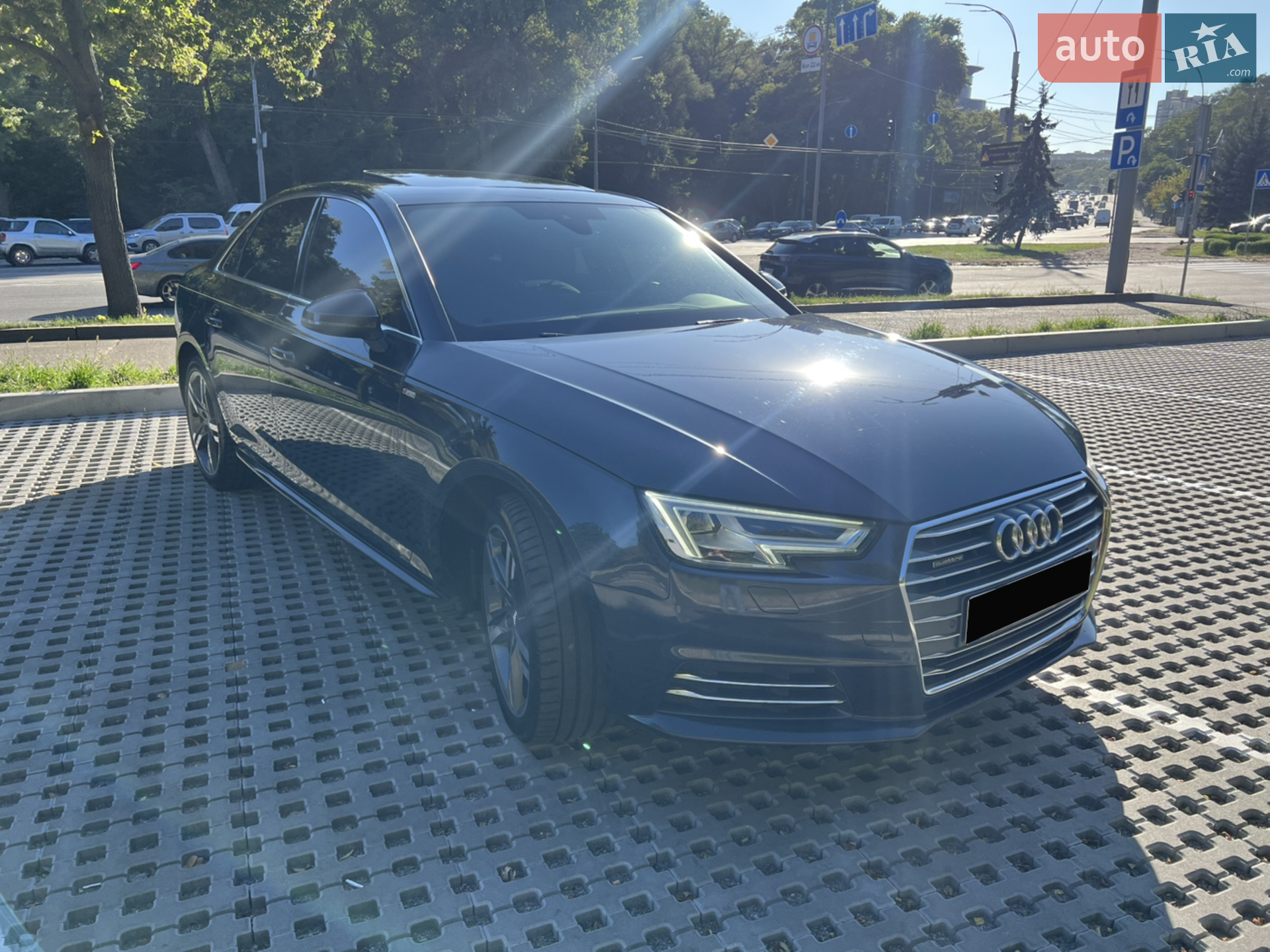Audi A4 2016 VIN WAUENAF45HN015693 фото оголошення 3 з 20