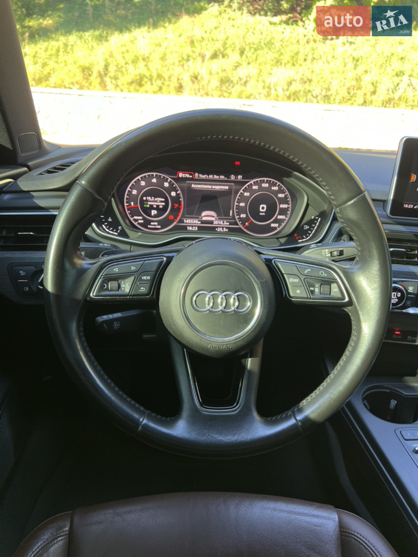 Audi A4 2016 VIN WAUENAF45HN015693 фото оголошення 12 з 20
