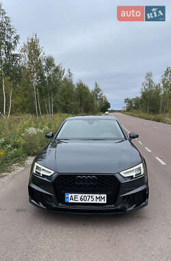 Audi A4  2017