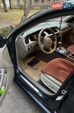 Audi A4  2011