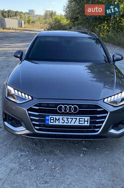 Audi A4  2021