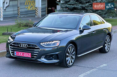 Audi A4  2023