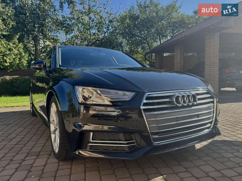 Седан Audi A4 2018 в Коломые