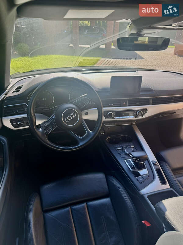 Седан Audi A4 2018 в Коломые