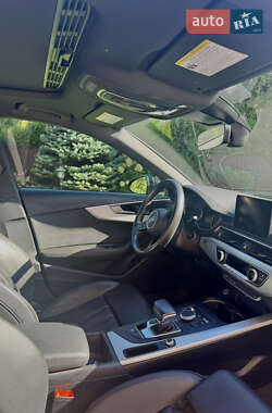 Седан Audi A4 2018 в Коломые