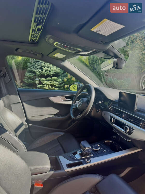 Седан Audi A4 2018 в Коломые