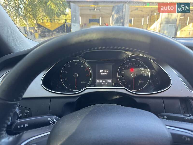 Седан Audi A4 2012 в Києві фото 6 Седан Audi A4 2012 в Києві