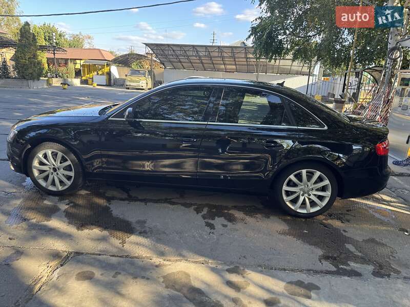 Седан Audi A4 2012 в Києві фото 4 Седан Audi A4 2012 в Києві