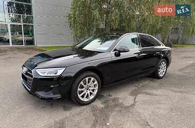Audi A4  2022