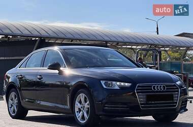 Audi A4  2016