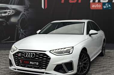 Audi A4  2021