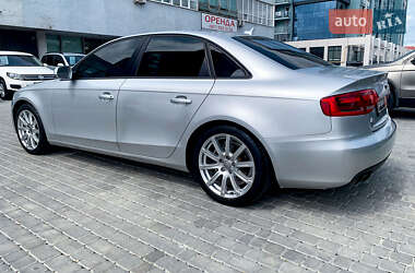 Audi A4  2010