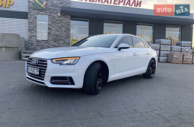 Audi A4  2016