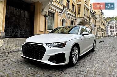 Audi A4  2022
