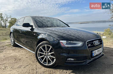 Audi A4  2013