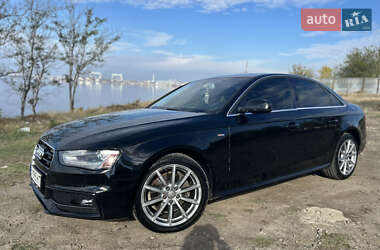 Audi A4  2013