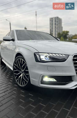 Audi A4  2015