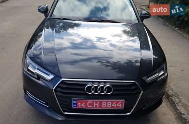 Audi A4  2016