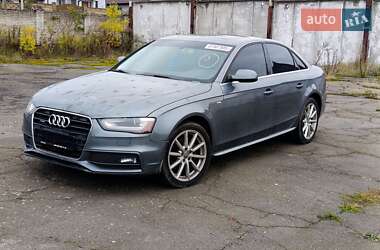 Audi A4  2015