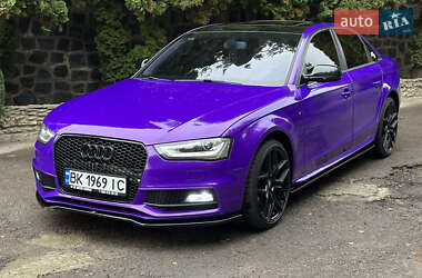 Audi A4  2013