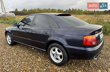 Audi A4  1995