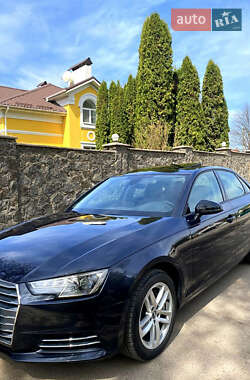 Audi A4  2017