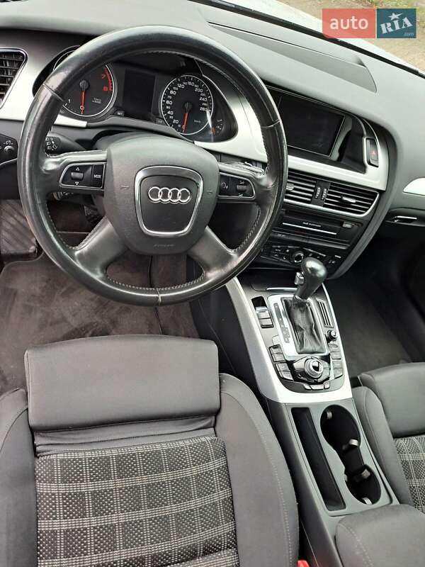 Универсал Audi A4 2010 в Киеве фото 8 Универсал Audi A4 2010 в Киеве