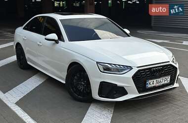 Audi A4  2022