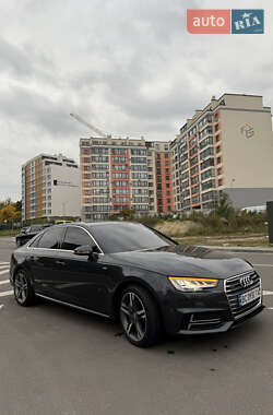Audi A4  2016